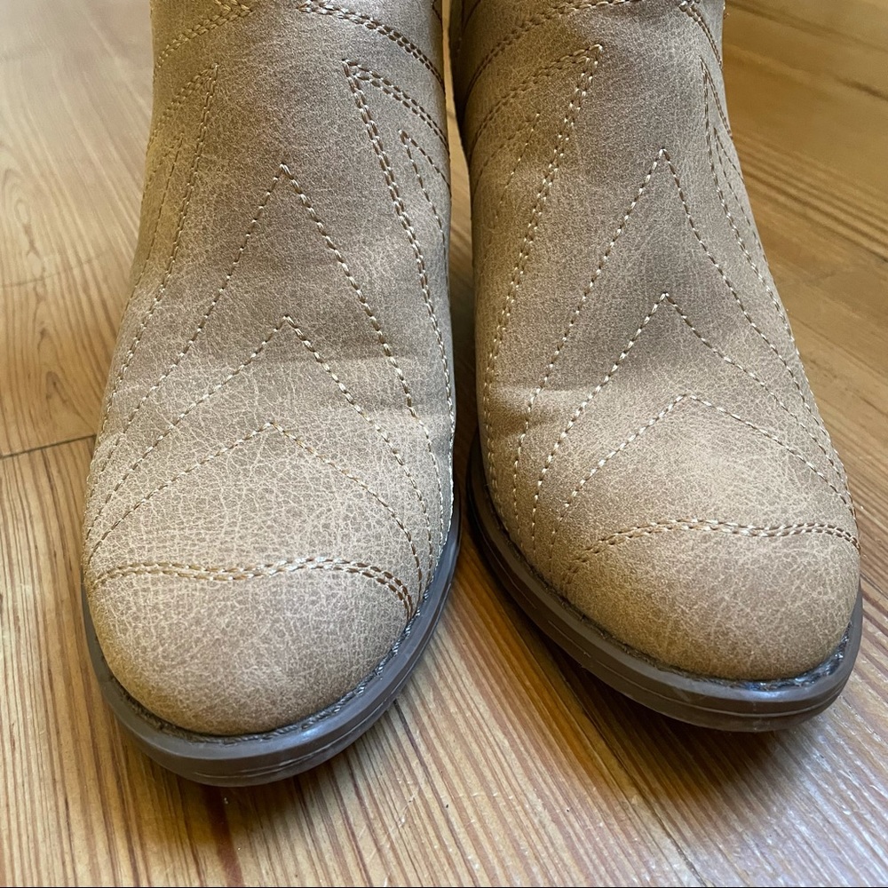 Roxy beige pattern boot SIZE 7 - Picture 5 of 8